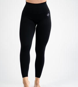 Everyday Shape 2.0 Deep Black