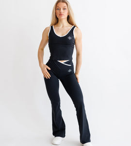 Everyday Line Flare -Leggings Black